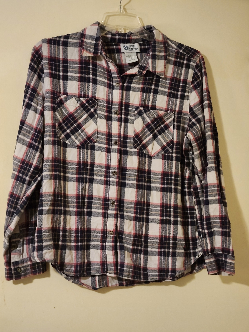 Victory Outfitters Women’s Plaid Button-Down Shirt — White, Navy & Red XL